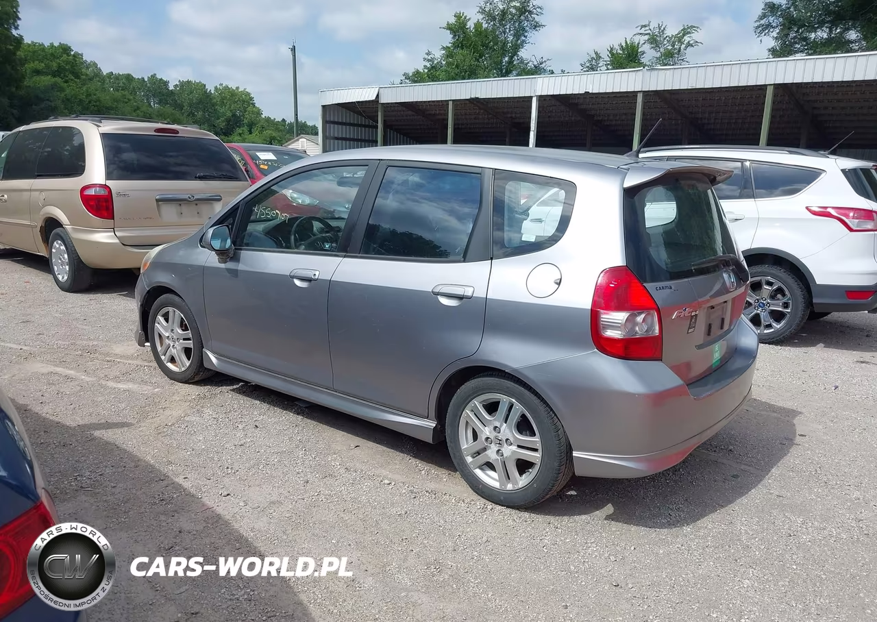 2008 Honda Fit Sport VIN:JHMGD38688S066873 - 3