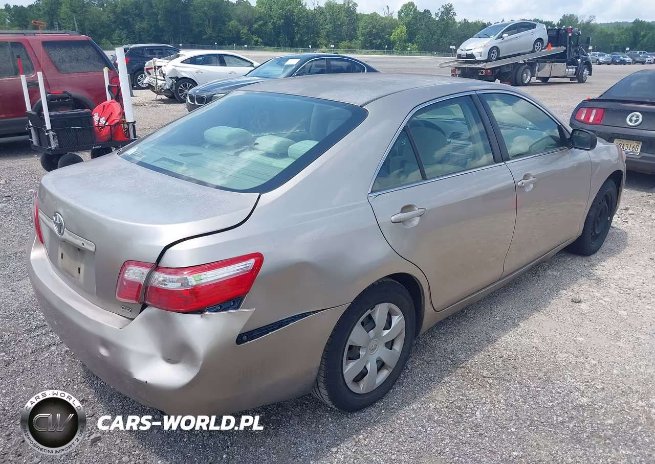 2007 Toyota Camry Ce VIN:JTNBE46K173050680 - 4