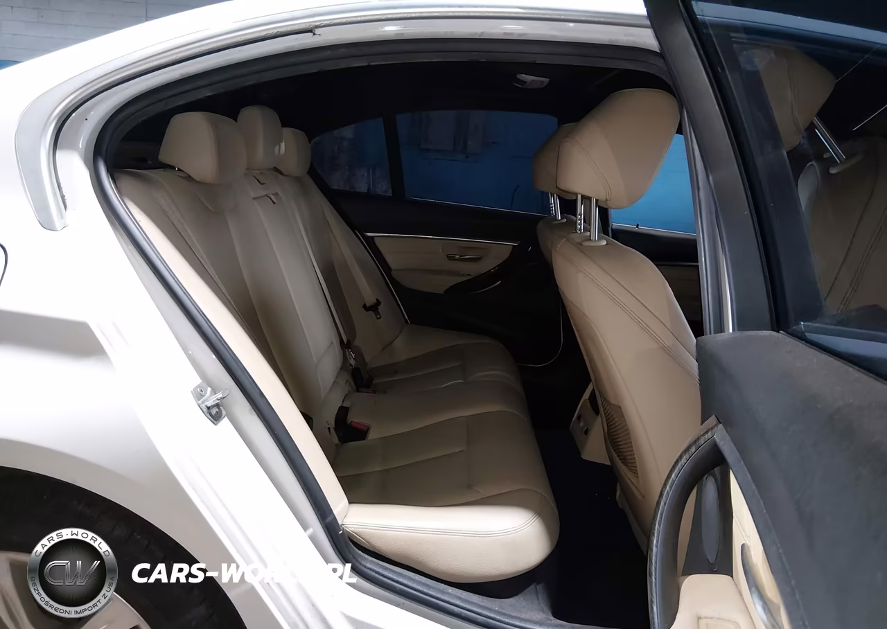 2017 BMW 330 Xi VIN:WBA8D9G35HNU61721 - 8