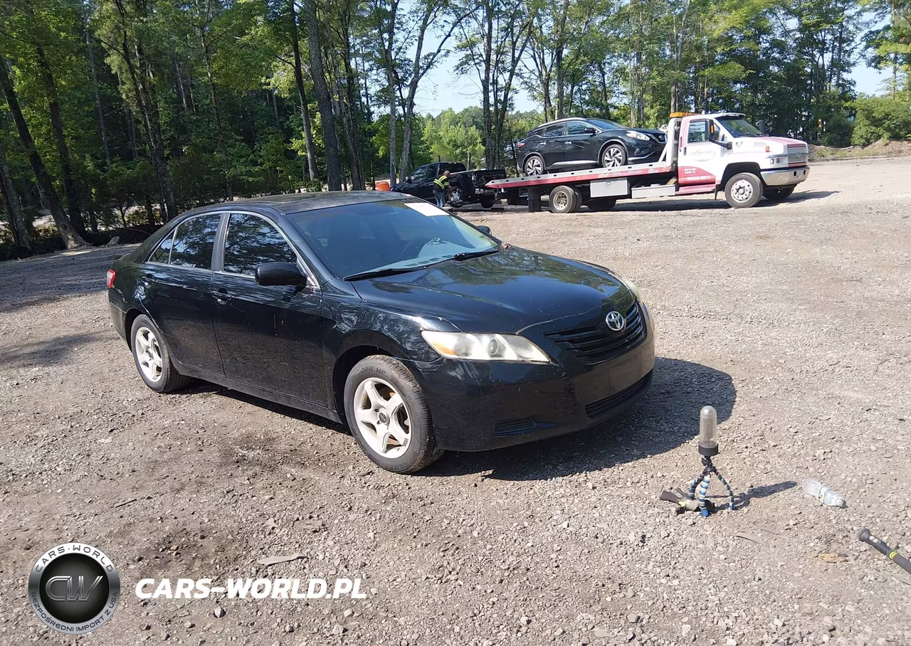 2009 Toyota Camry Le – zdjęcie 1 z 11