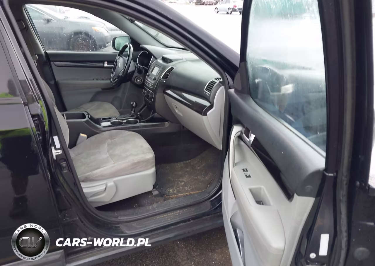 2014 Kia Sorento Lx VIN:5XYKT3A60EG499730 - 5