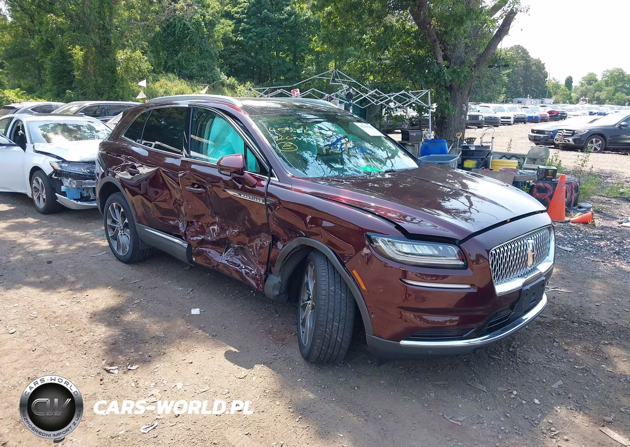 2022 Lincoln Nautilus Reserve – zdjęcie 1 z 16