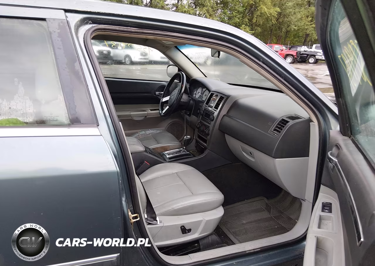 2006 Chrysler 300 Touring VIN:2C3KA53G96H382680 - 5