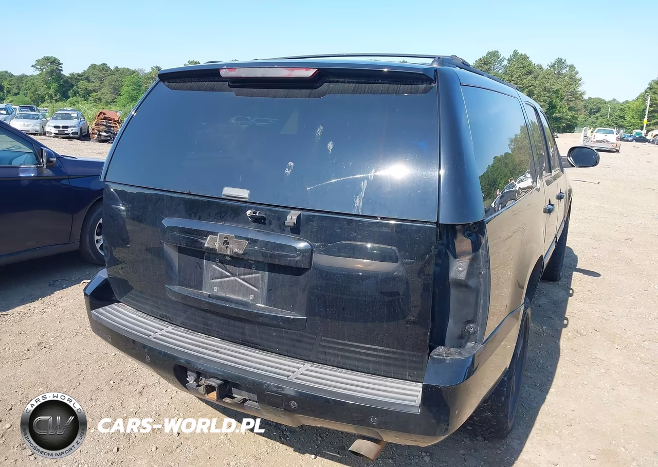2014 Chevrolet Suburban Lt VIN:1GNSKJE76ER110527 - 6