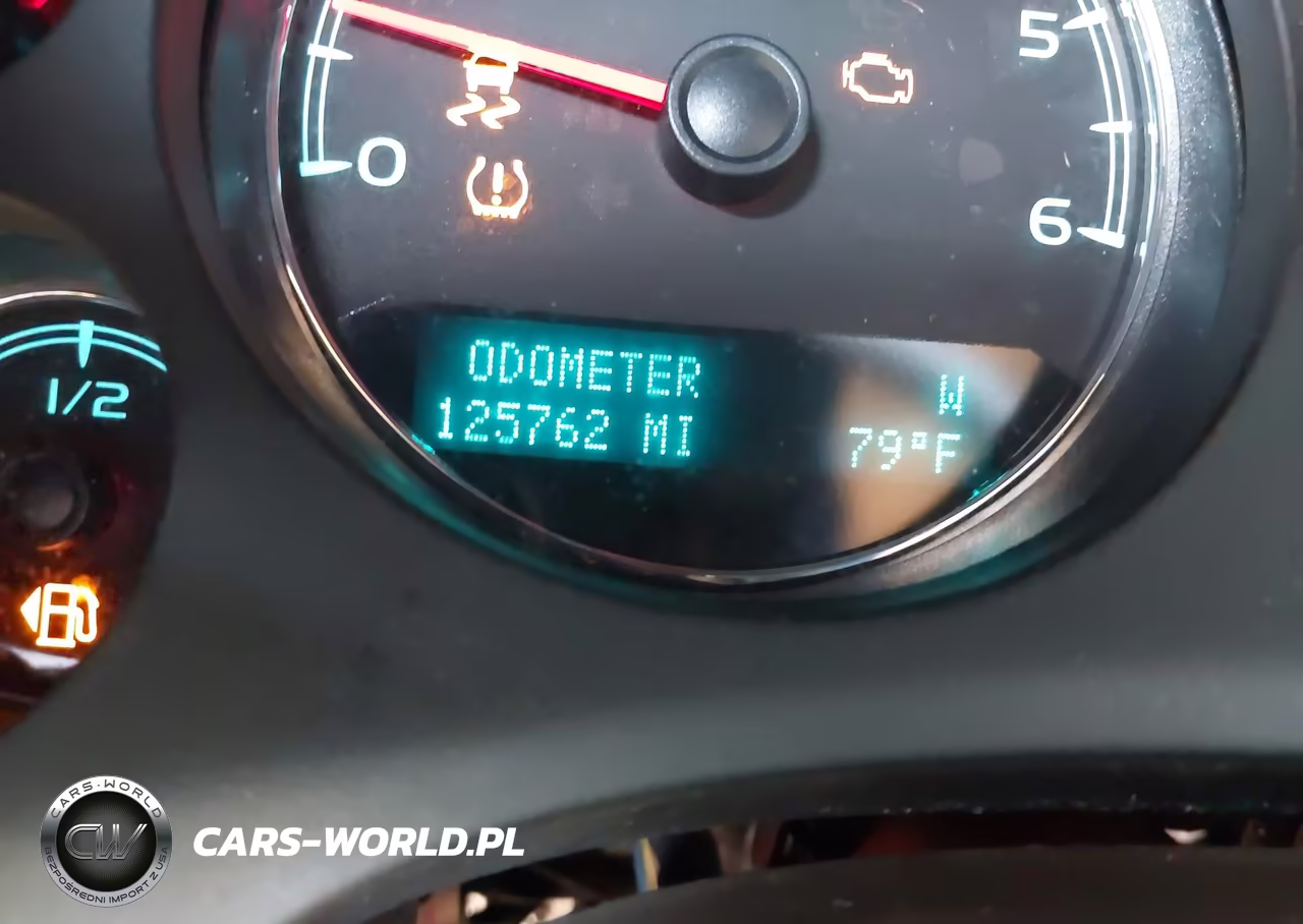 2014 Chevrolet Suburban Lt VIN:1GNSKJE76ER110527 - 7