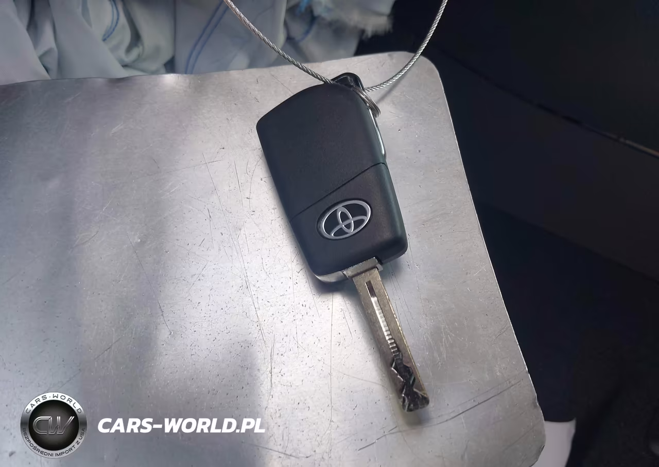 2026 Toyota Corolla Le VIN:5YFB4MDE3TP472228 - 11