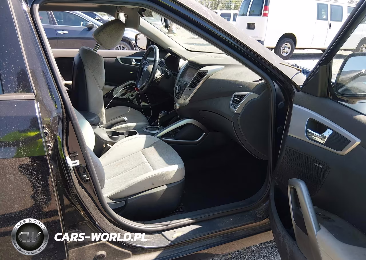 2014 Hyundai Veloster Base W-Gray VIN:KMHTC6AD6EU184526 - 5