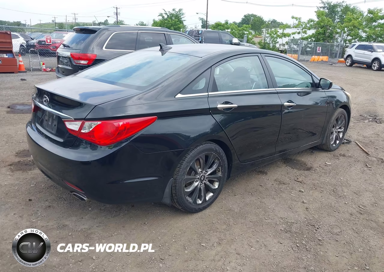 2011 Hyundai Sonata Se VIN:5NPEC4AC4BH178710 - 4