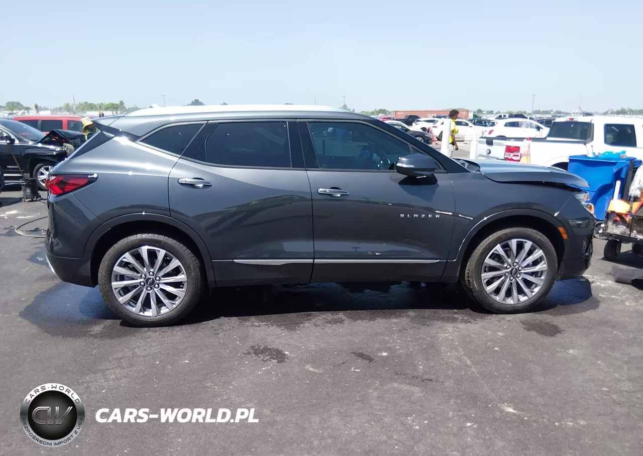 2022 Chevrolet Blazer Fwd Premier VIN:3GNKBFRS8NS140993 - 13