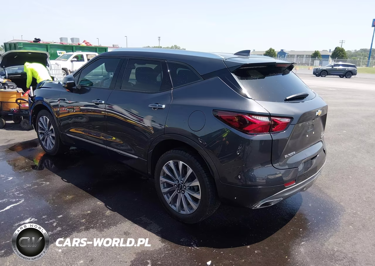 2022 Chevrolet Blazer Fwd Premier VIN:3GNKBFRS8NS140993 - 3