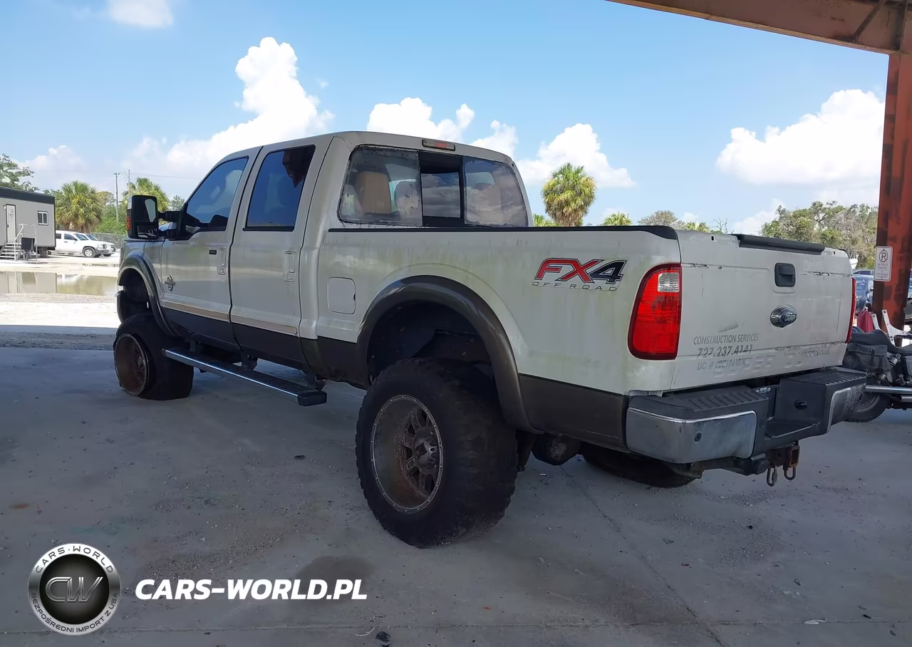2015 Ford F-250 Lariat-Xl-Xlt VIN:1FT7W2BTXFEC68713 - 3
