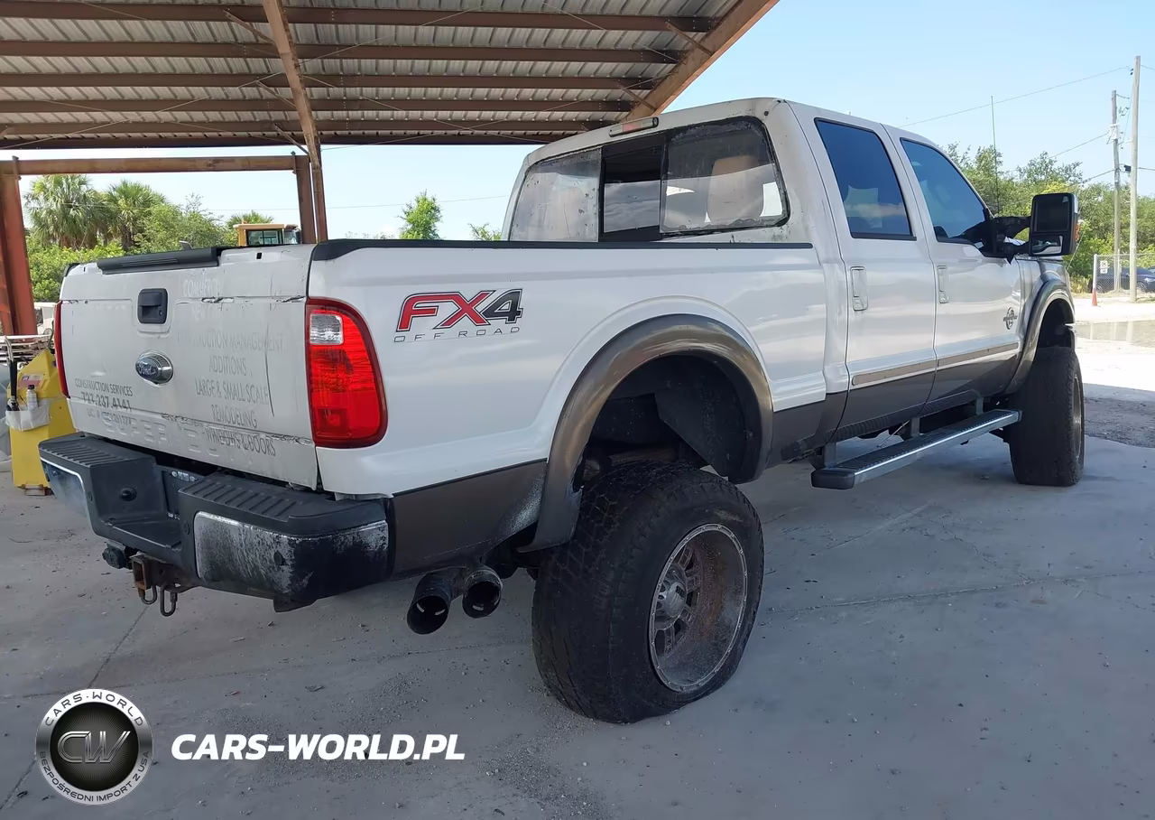 2015 Ford F-250 Lariat-Xl-Xlt VIN:1FT7W2BTXFEC68713 - 4
