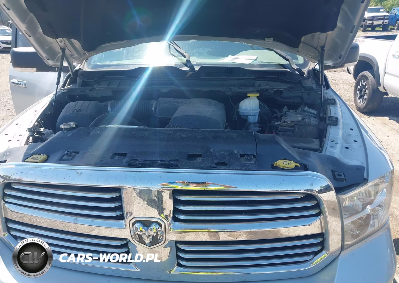 2018 Ram 1500 Big Horn 4X4 6'4 Box VIN:1C6RR7GG7JS310524 - 10