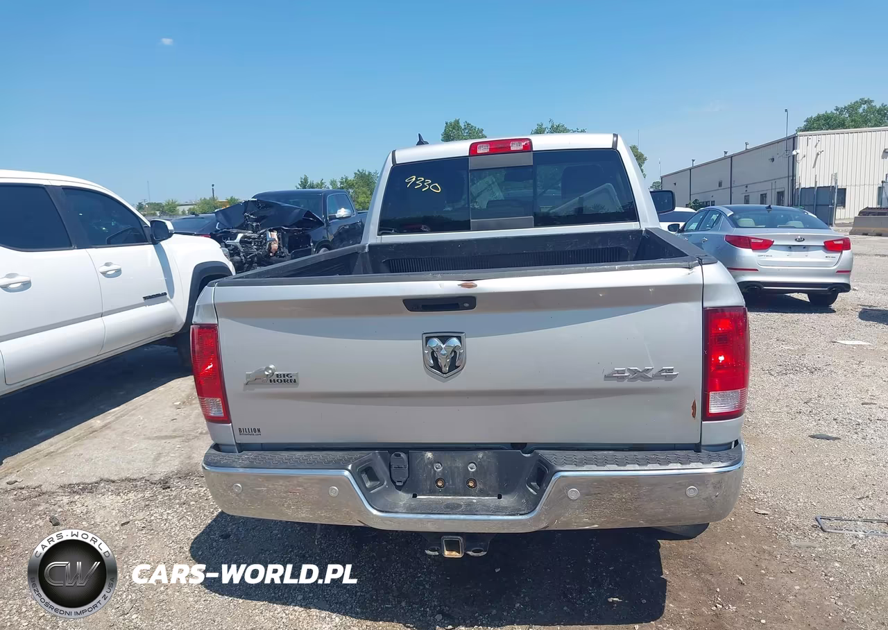 2018 Ram 1500 Big Horn 4X4 6'4 Box VIN:1C6RR7GG7JS310524 - 16