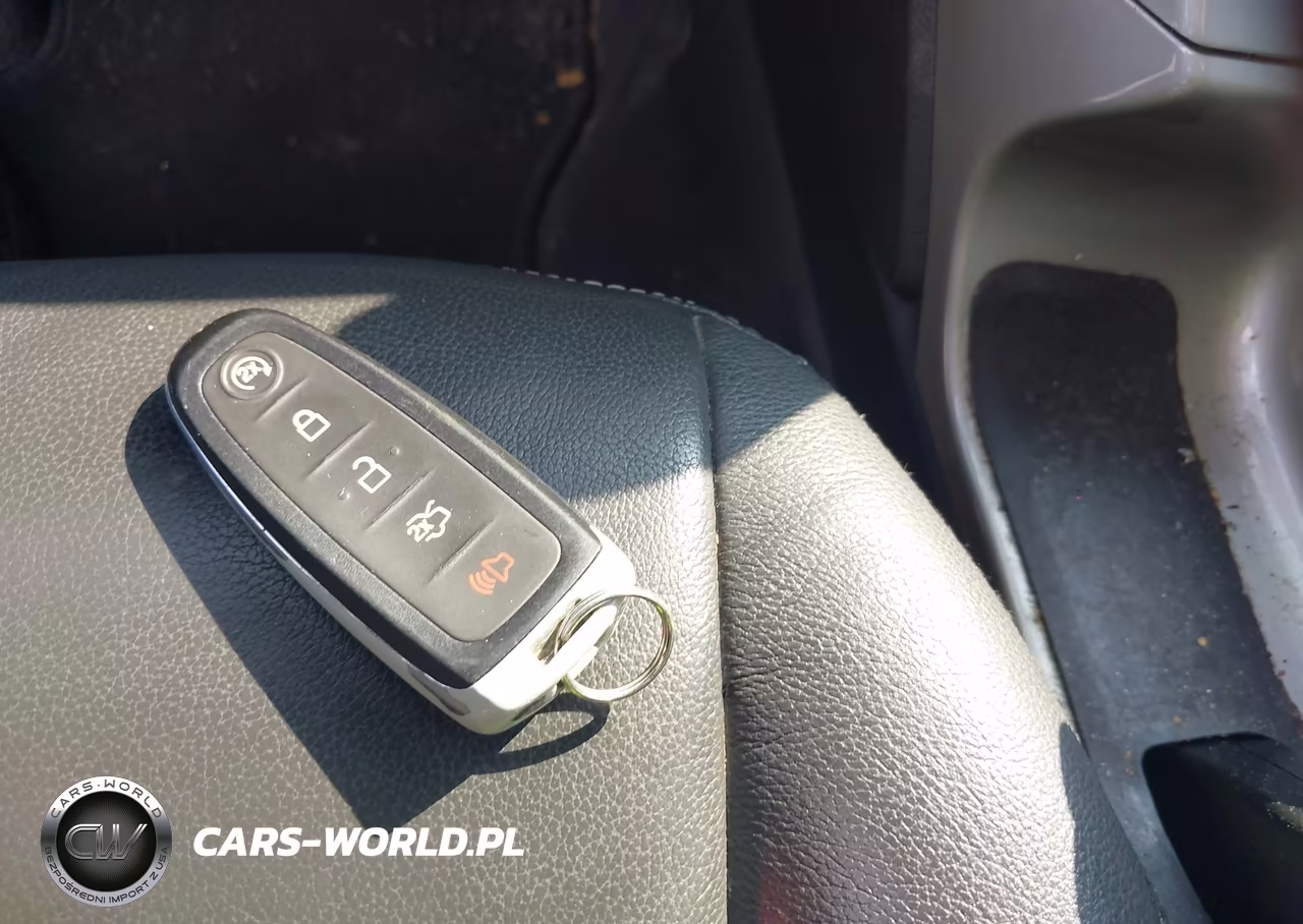 2016 Ford C-Max Energi Sel VIN:1FADP5CU9GL118815 - 11