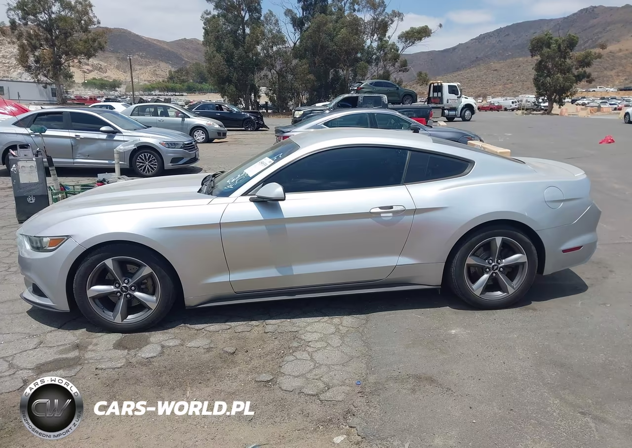 2015 Ford Mustang V6 VIN:1FA6P8AM0F5418386 - 14