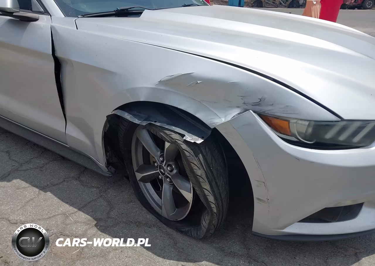 2015 Ford Mustang V6 VIN:1FA6P8AM0F5418386 - 6