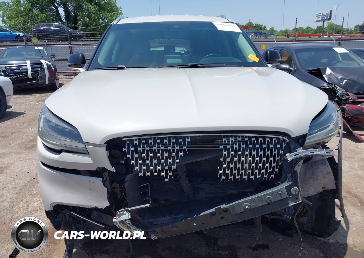 2021 Lincoln Aviator Standard VIN:5LM5J6XC7MGL07855 - 13