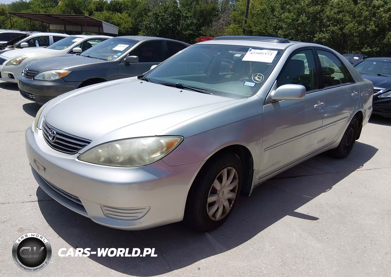 2005 Toyota Camry Le VIN:4T1BE32K35U542053 - 2