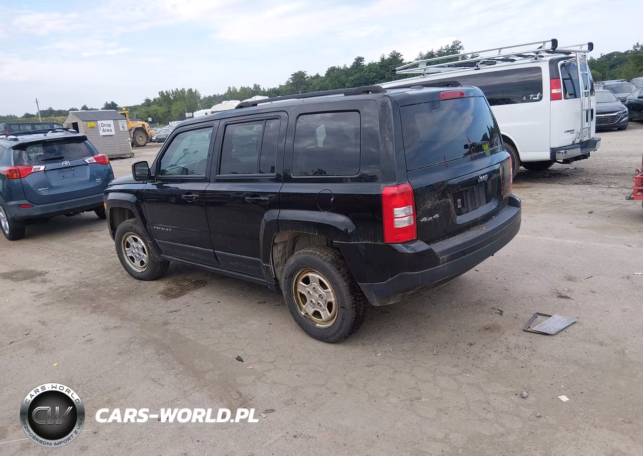 2016 Jeep Patriot Sport VIN:1C4NJRBBXGD685360 - 3