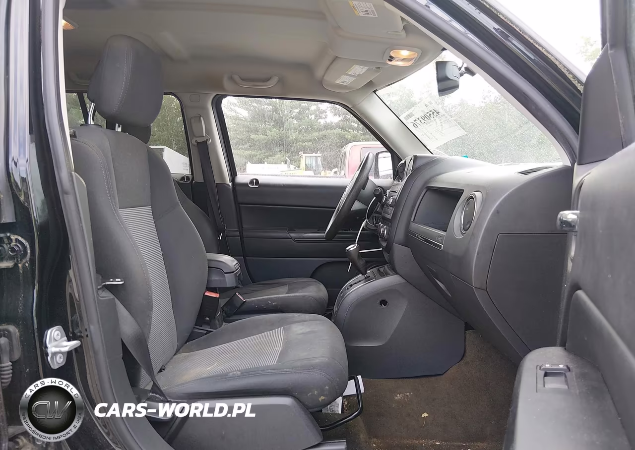 2016 Jeep Patriot Sport VIN:1C4NJRBBXGD685360 - 5