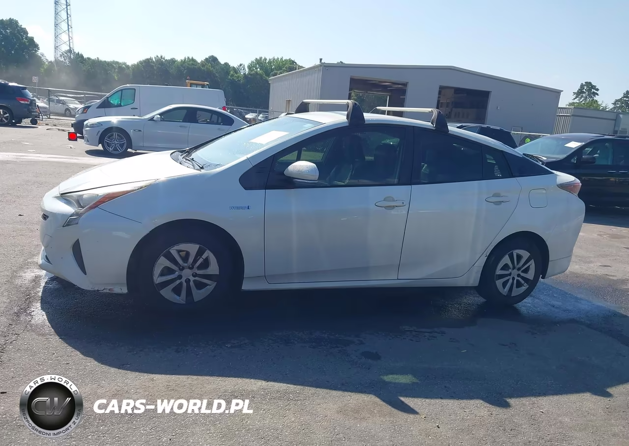 2016 Toyota Prius Two VIN:JTDKBRFU0G3001448 - 14