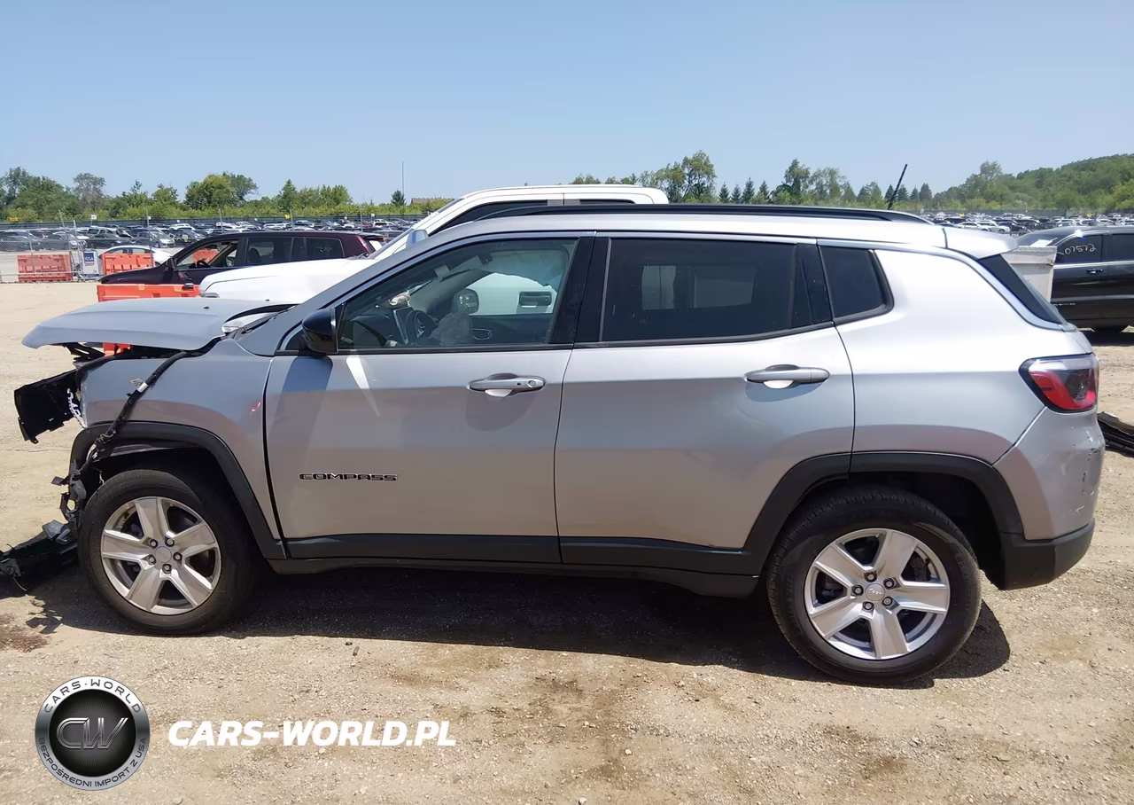 2022 Jeep Compass Latitude 4X4 VIN:3C4NJDBB6NT130674 - 13
