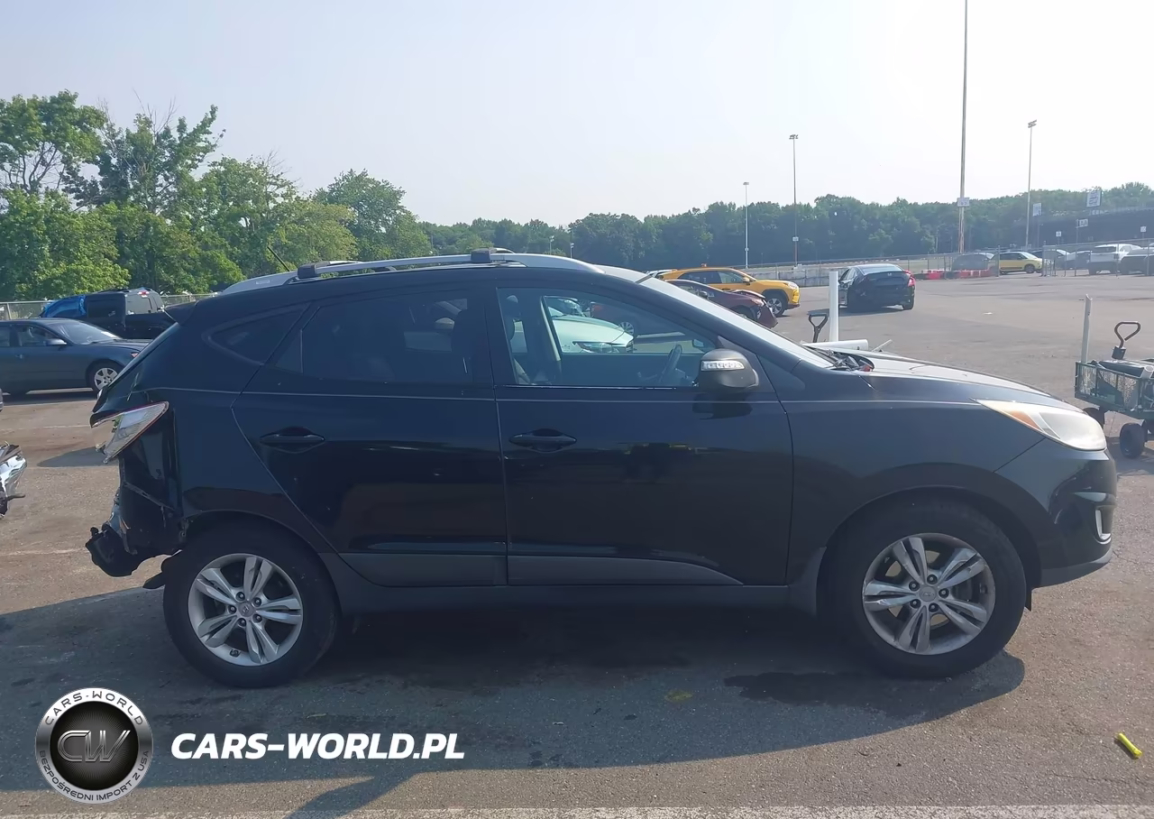2013 Hyundai Tucson Gls VIN:KM8JUCAC7DU678743 - 13