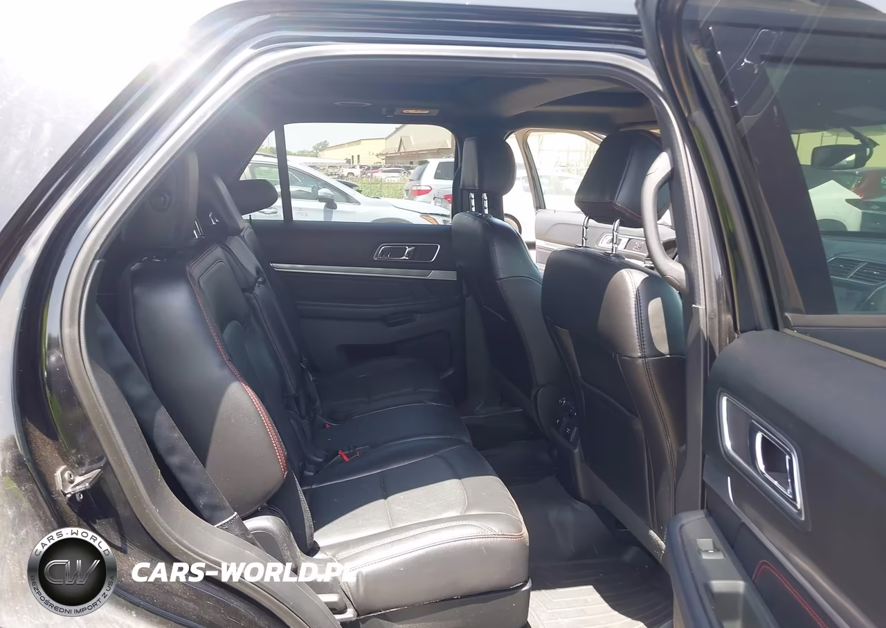 2017 Ford Explorer Sport VIN:1FM5K8GTXHGD97780 - 8