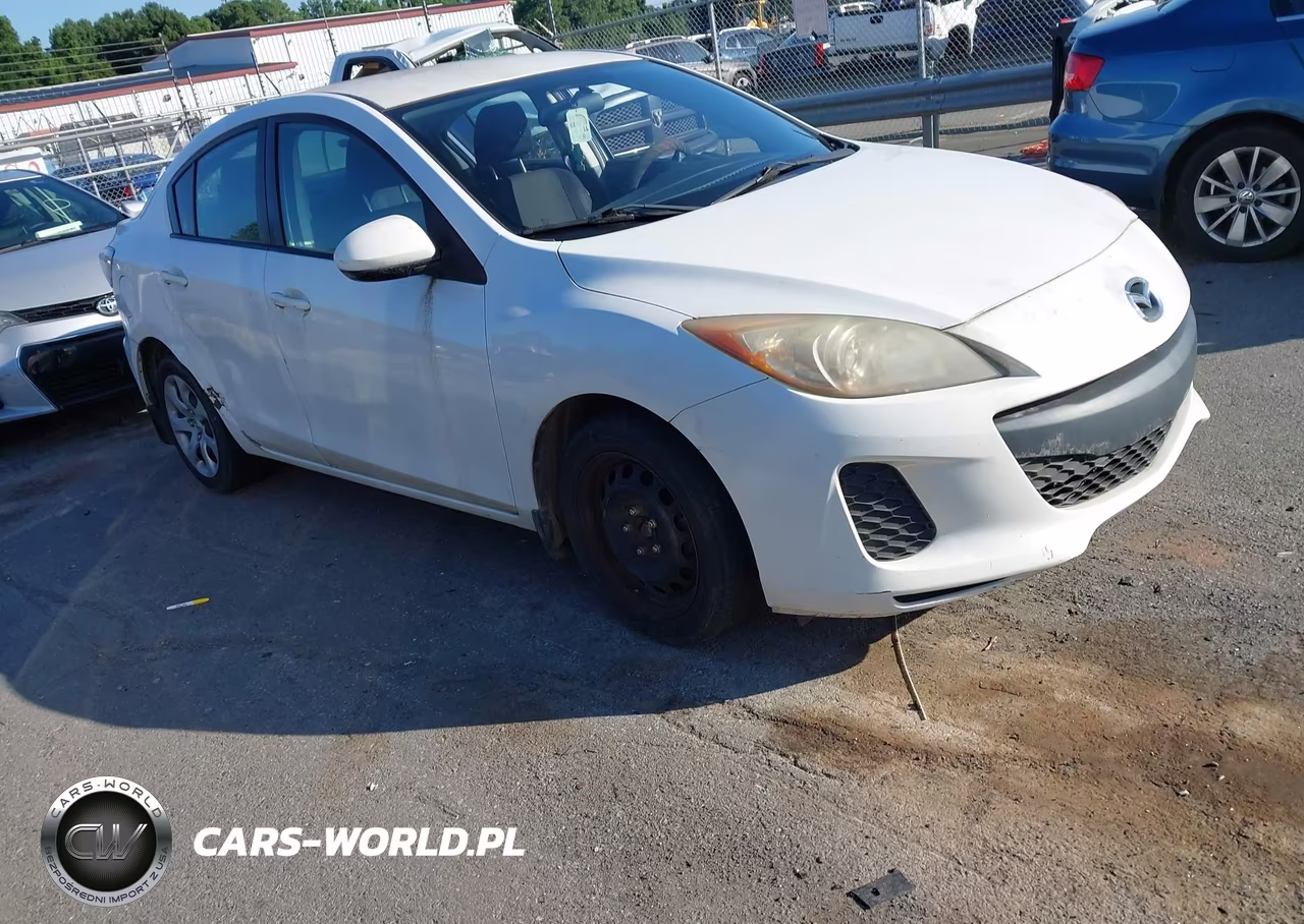 2013 Mazda Mazda3 I Sv – zdjęcie 1 z 11