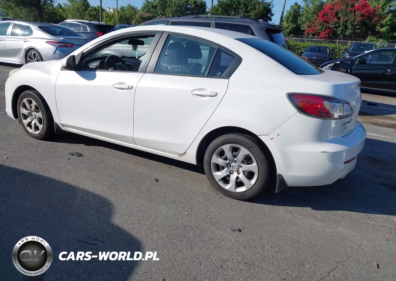 2013 Mazda Mazda3 I Sv VIN:JM1BL1TF0D1731968 - 3