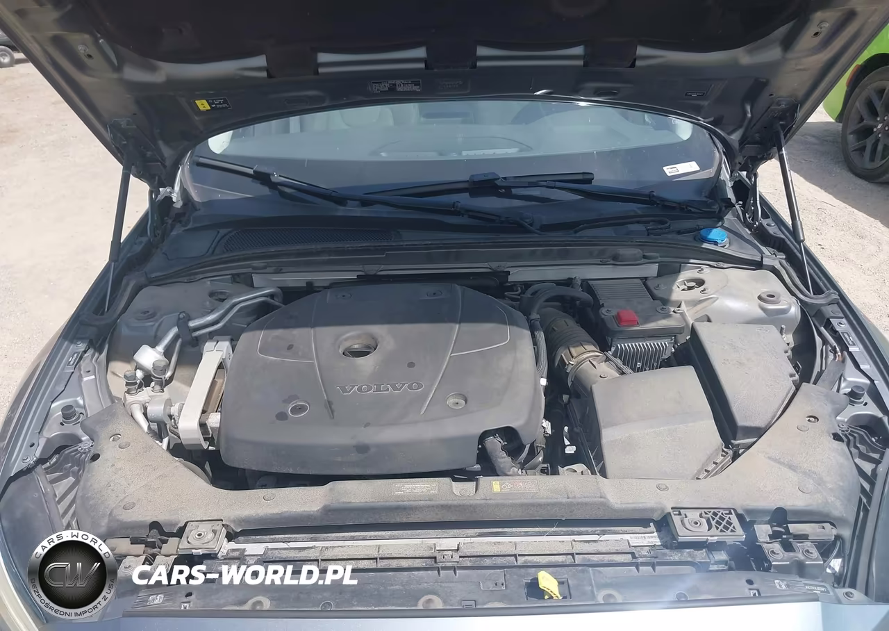 2020 Volvo S60 T6 Momentum VIN:7JRA22TKXLG033673 - 10