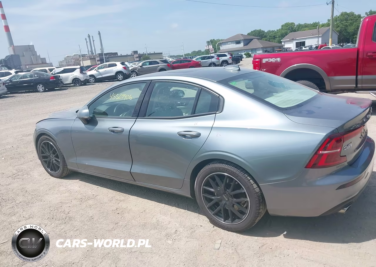 2020 Volvo S60 T6 Momentum VIN:7JRA22TKXLG033673 - 14