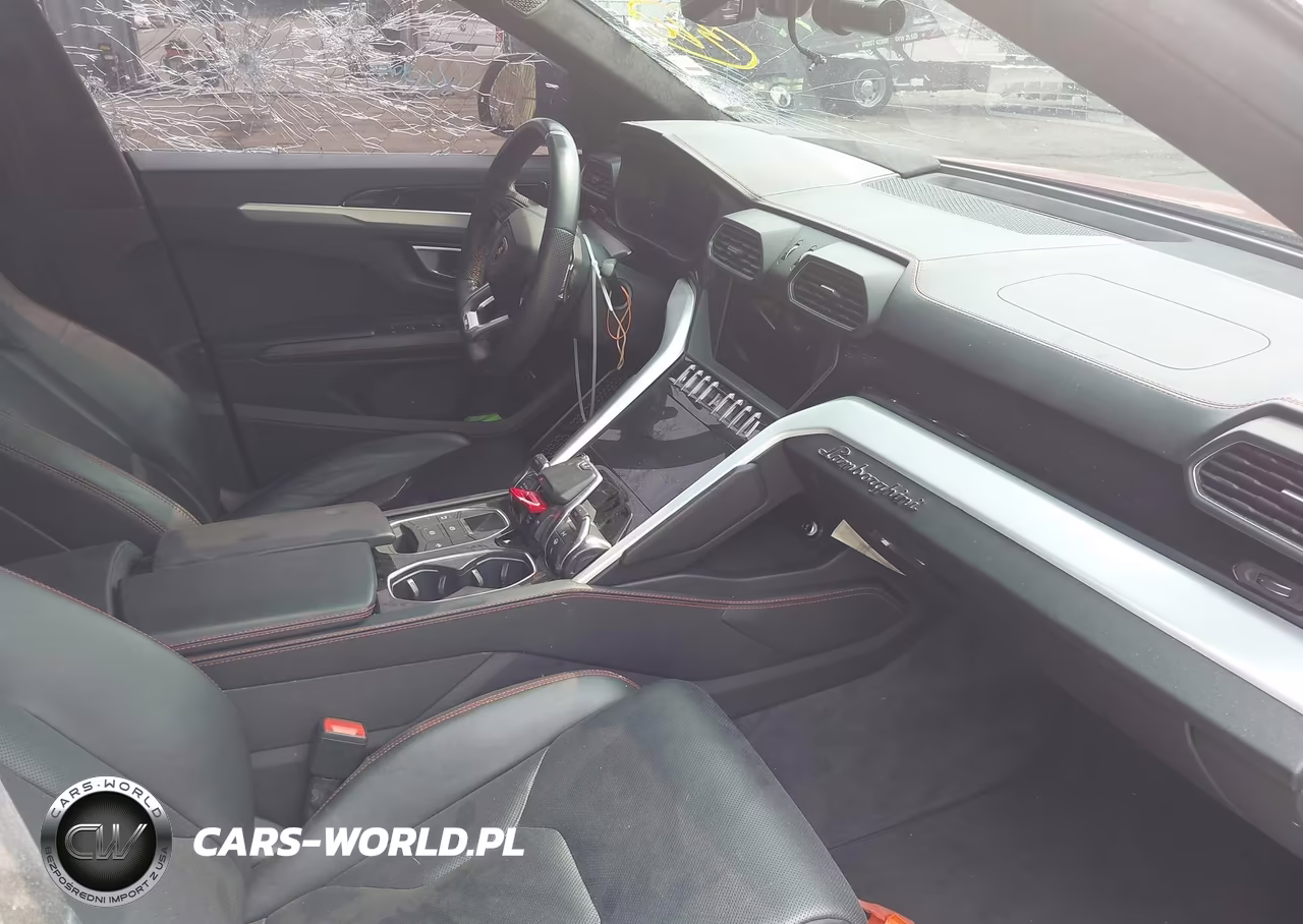 2019 Lamborghini Urus VIN:ZPBUA1ZL6KLA01746 - 5