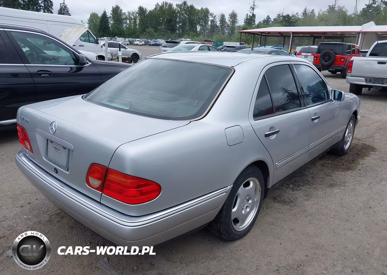 1999 Mercedes-Benz E 430 VIN:WDBJF70H7XA723378 - 4