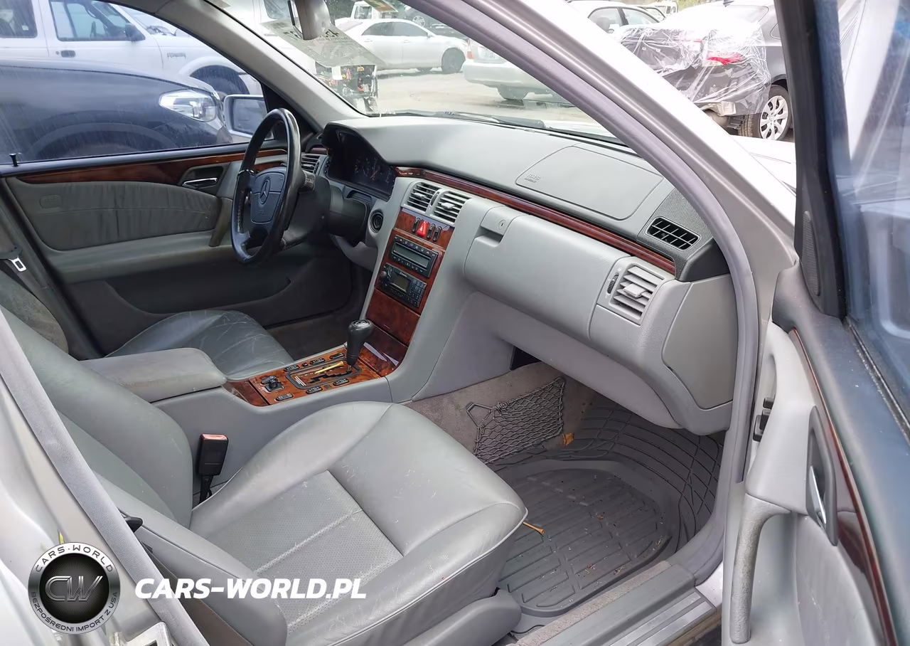 1999 Mercedes-Benz E 430 VIN:WDBJF70H7XA723378 - 5