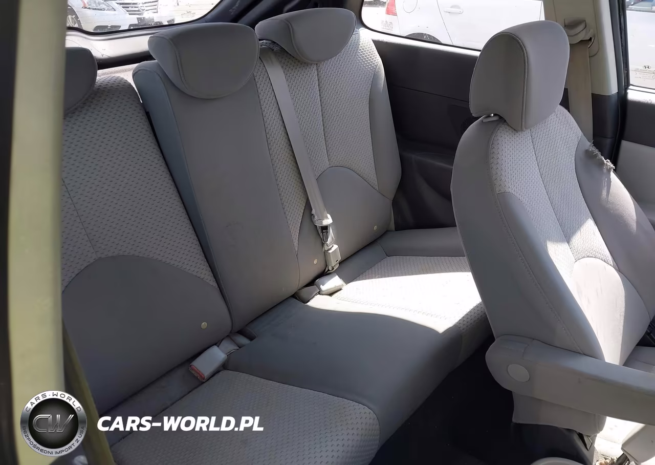 2009 Hyundai Accent Se VIN:KMHCN36C09U129021 - 8