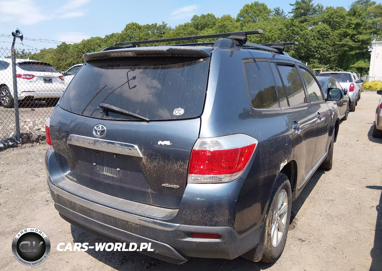 2011 Toyota Highlander Se V6 VIN:5TDBK3EH1BS055141 - 4