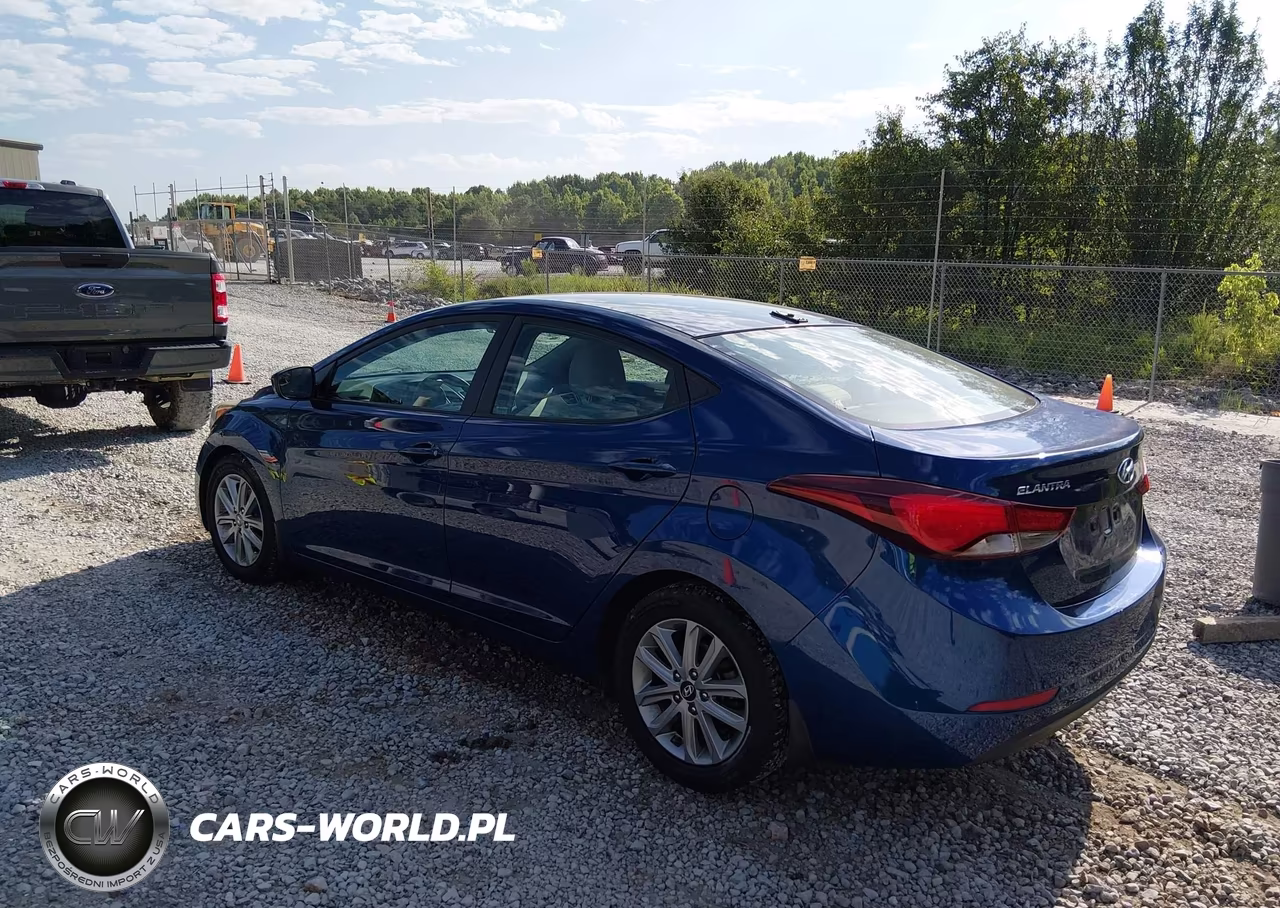2016 Hyundai Elantra Se VIN:5NPDH4AE5GH724968 - 3