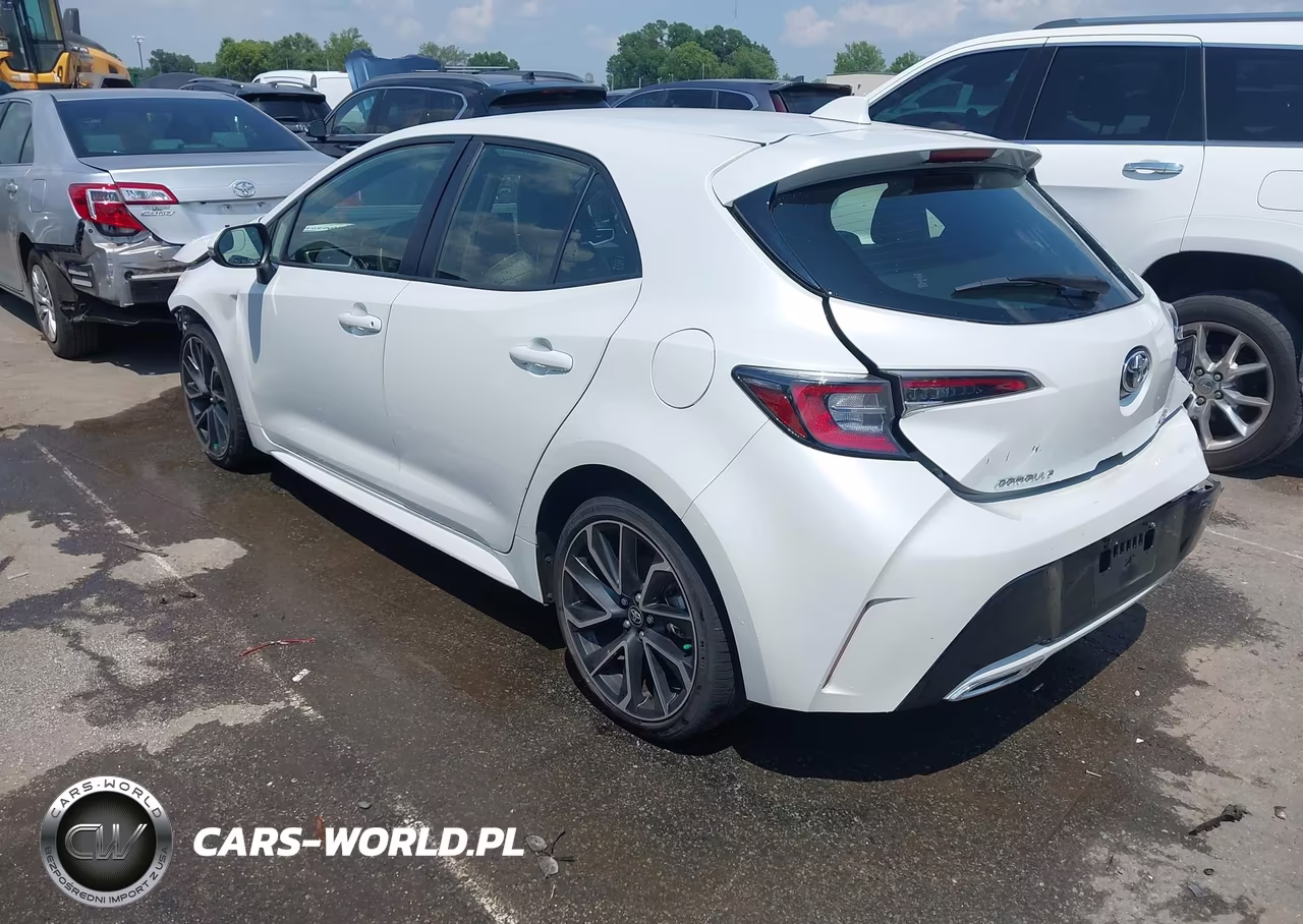 2022 Toyota Corolla Xse VIN:JTNA4MBE8N3161979 - 3