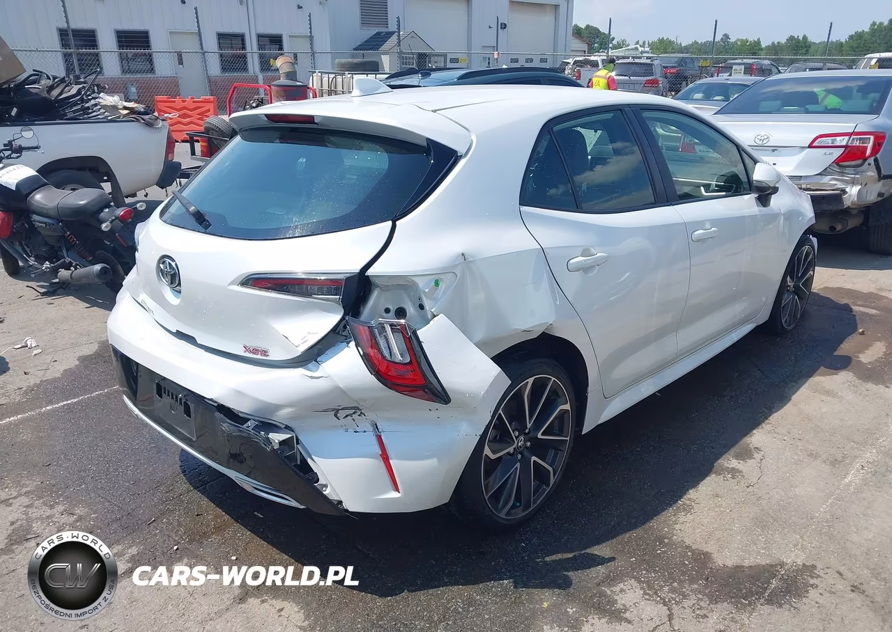 2022 Toyota Corolla Xse VIN:JTNA4MBE8N3161979 - 4