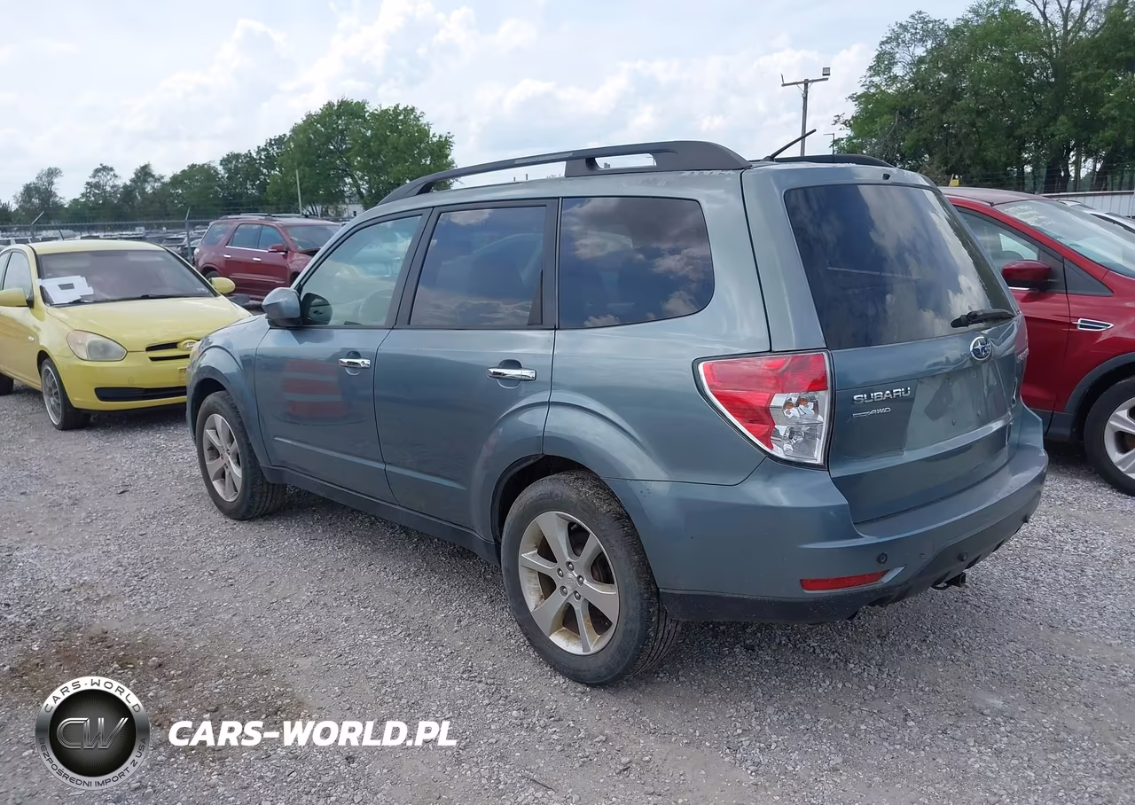 2010 Subaru Forester 2.5X Premium VIN:JF2SH6CC0AH762078 - 3
