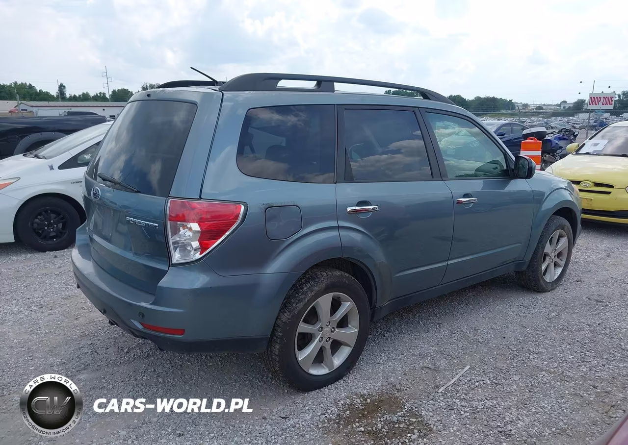2010 Subaru Forester 2.5X Premium VIN:JF2SH6CC0AH762078 - 4