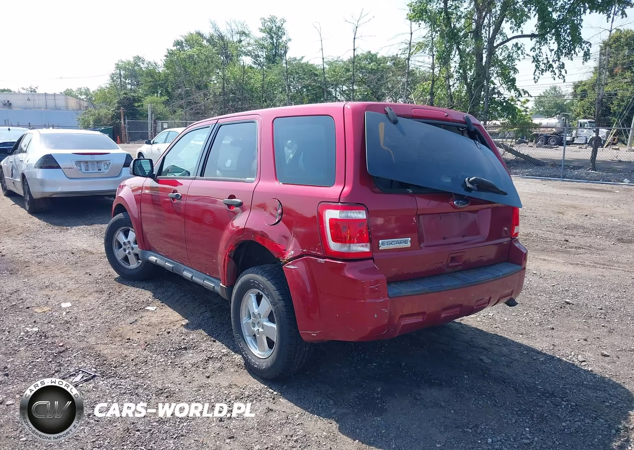 2011 Ford Escape Xls VIN:1FMCU0C73BKA13290 - 6