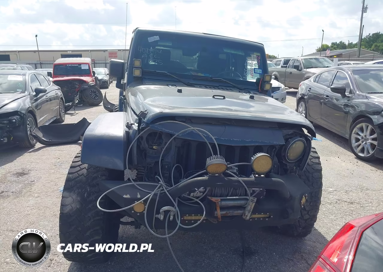 2007 Jeep Wrangler Unlimited Sahara VIN:1J4GB591X7L123339 - 13