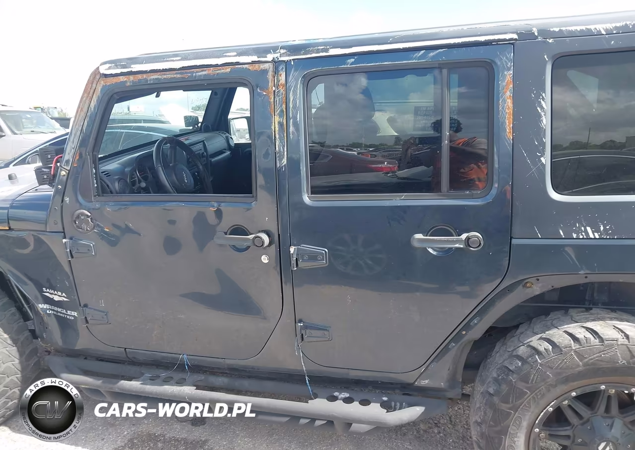 2007 Jeep Wrangler Unlimited Sahara VIN:1J4GB591X7L123339 - 15
