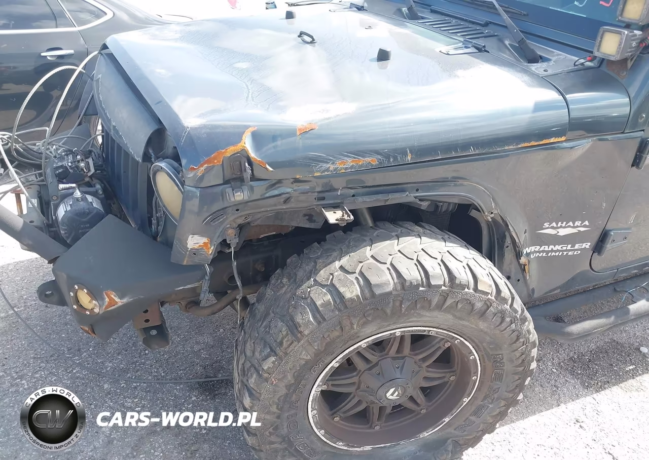 2007 Jeep Wrangler Unlimited Sahara VIN:1J4GB591X7L123339 - 6