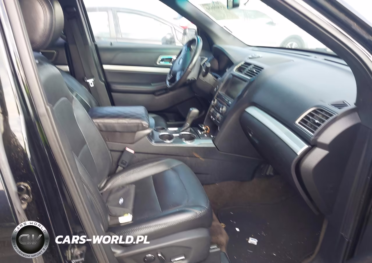 2016 Ford Explorer Xlt VIN:1FM5K7D87GGB15751 - 5