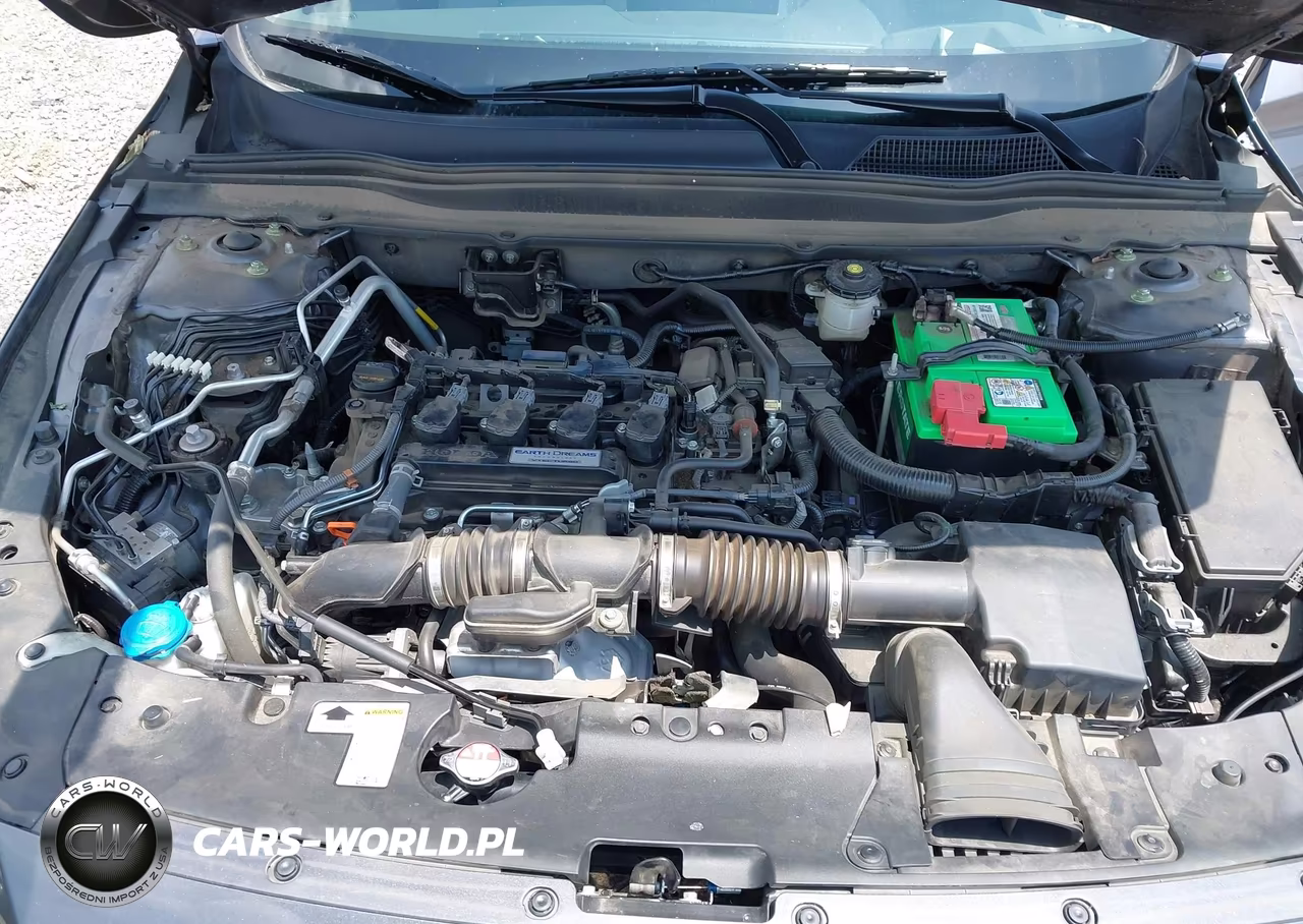 2018 Honda Accord Touring VIN:1HGCV1F9XJA138071 - 10