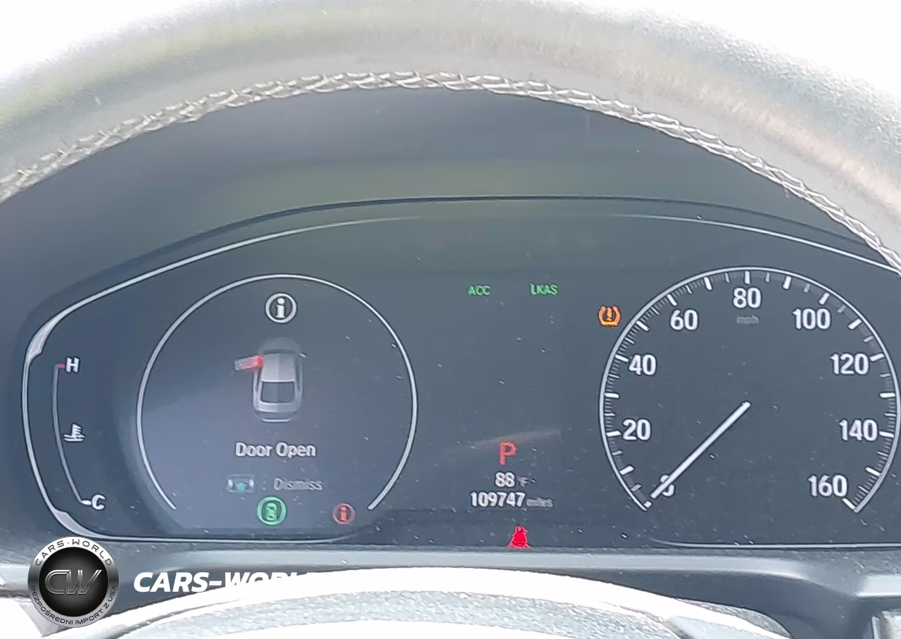 2018 Honda Accord Touring VIN:1HGCV1F9XJA138071 - 7